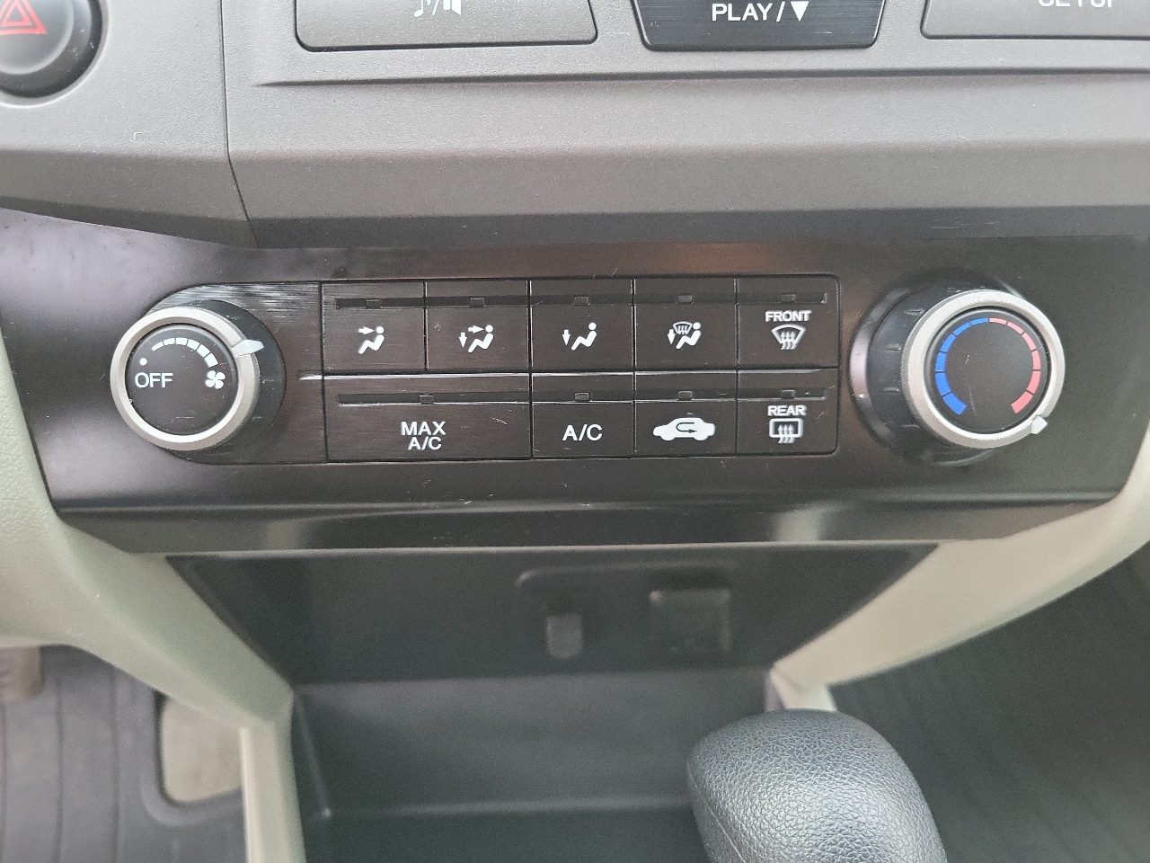 Honda Civic Sdn 4dr Auto LX 2012