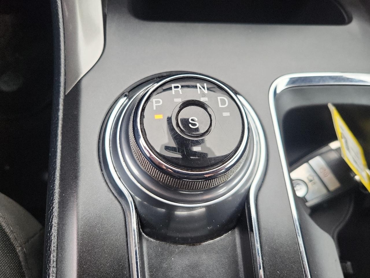 Ford Fusion SE FWD 2019