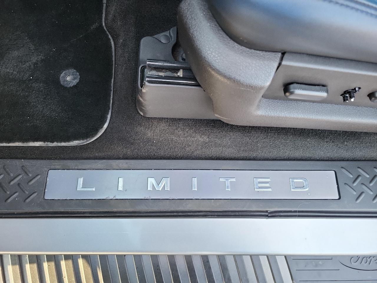 Ford F-150 4WD SuperCrew 145" King Ranch 2014