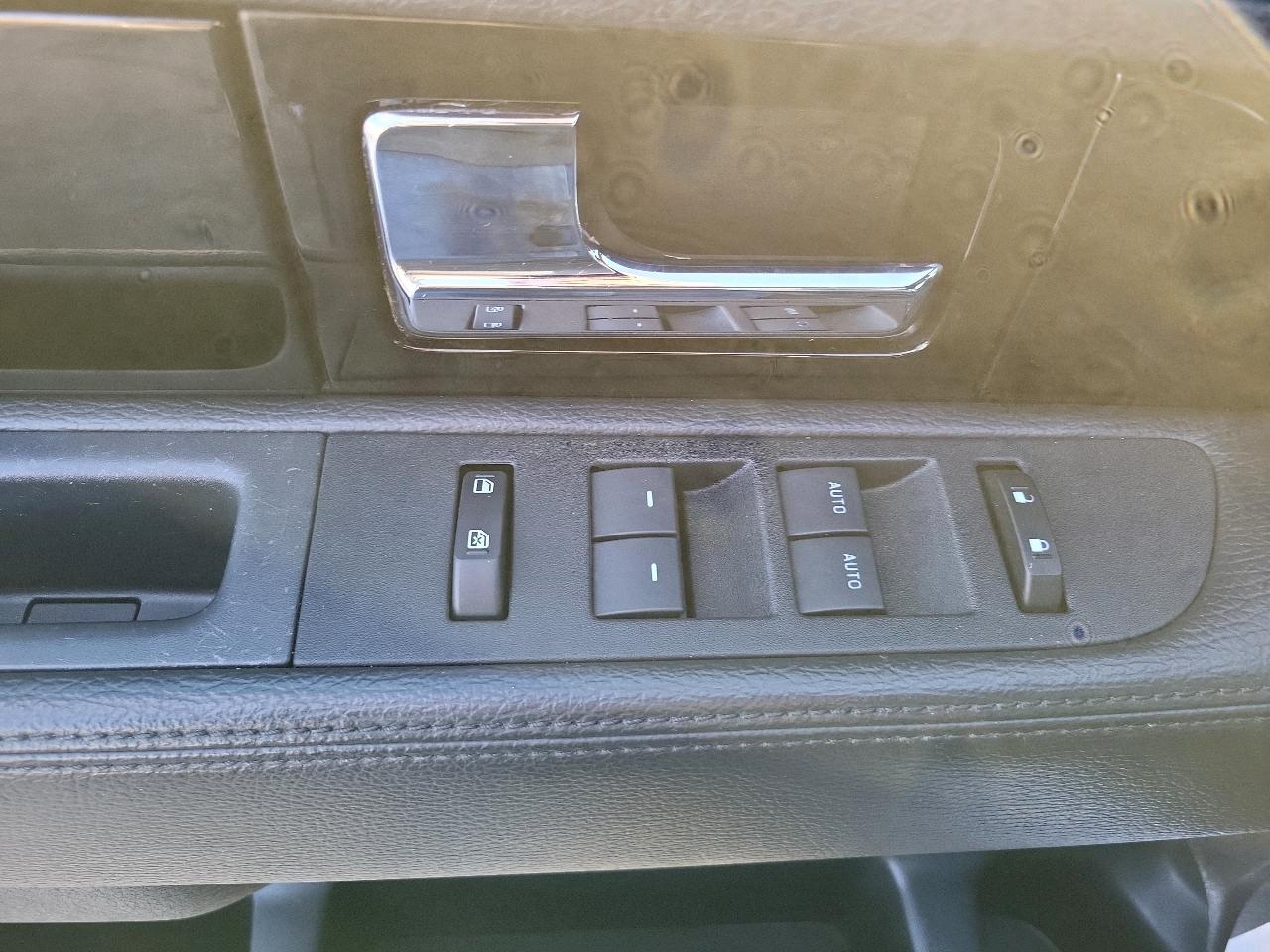 Ford F-150 4WD SuperCrew 145" King Ranch 2014