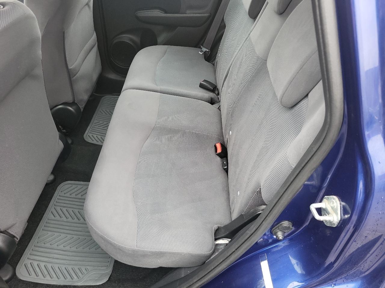 Honda Fit 5dr HB Auto 2012