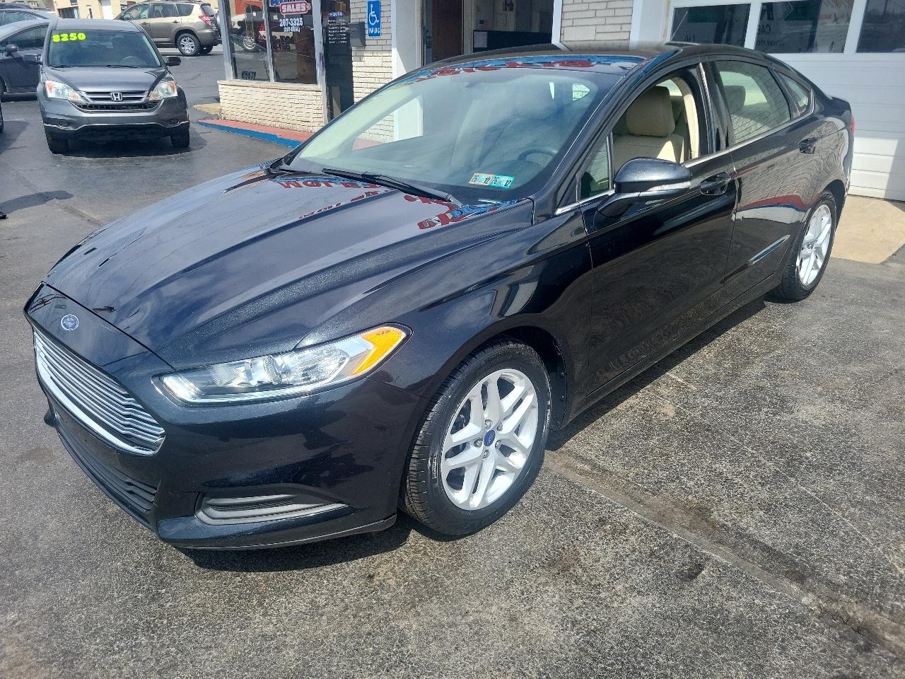 Ford Fusion 4dr Sdn SE FWD 2015