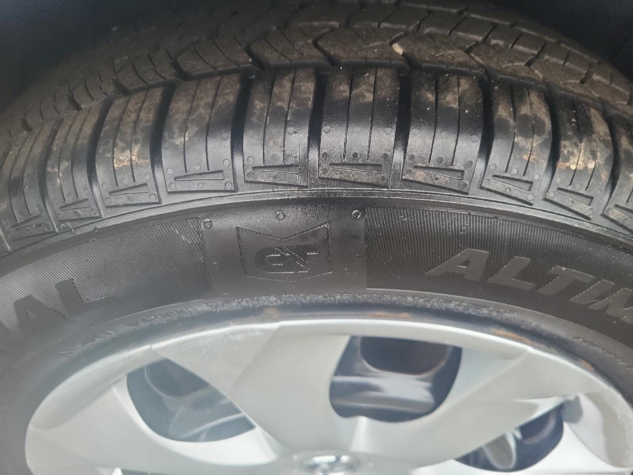 Mazda MAZDA3 4dr Sdn Auto i SV 2014