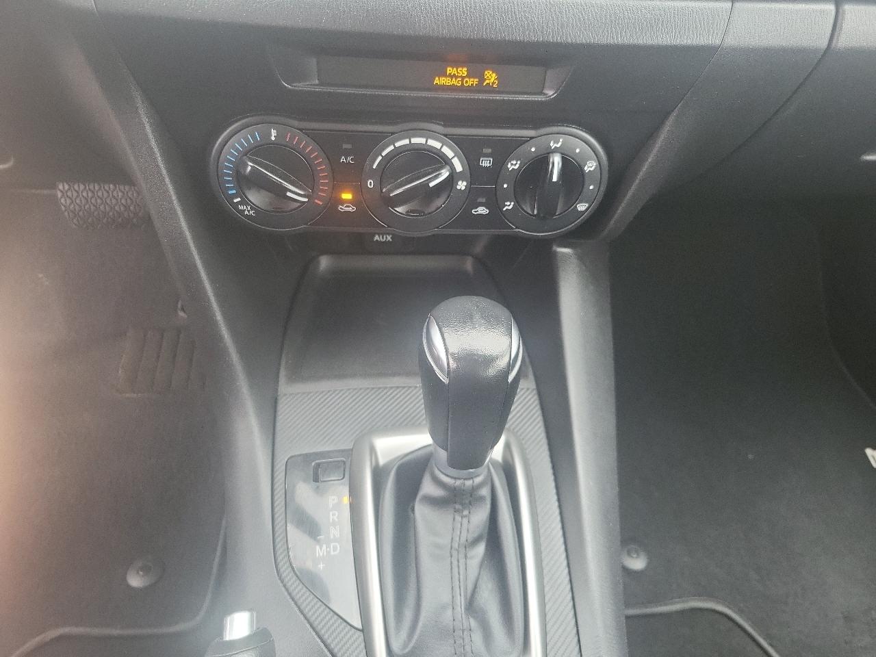 Mazda MAZDA3 4dr Sdn Auto i SV 2014