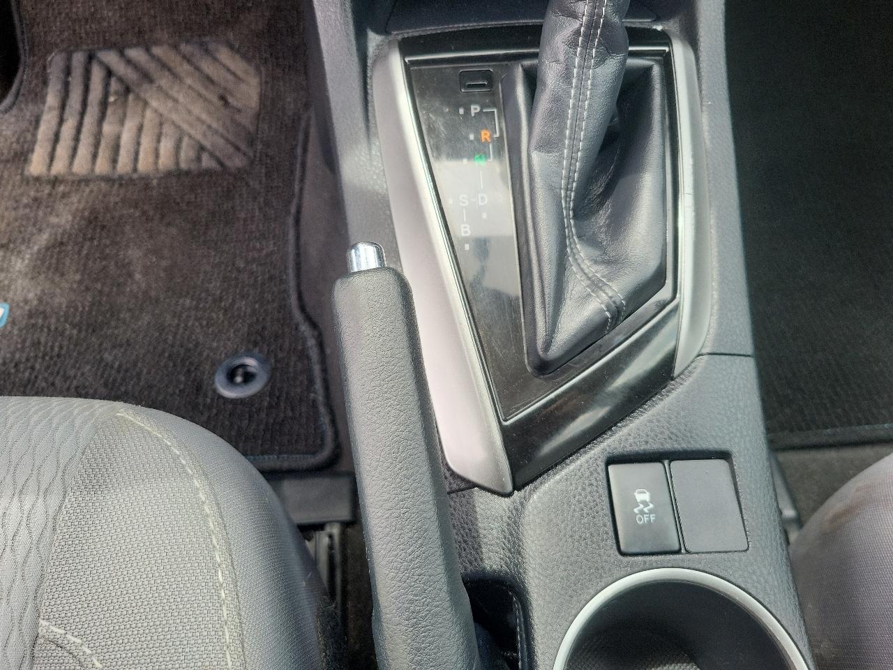 Toyota Corolla 4dr Sdn CVT S w/Special Edition Pkg (Natl) 2016