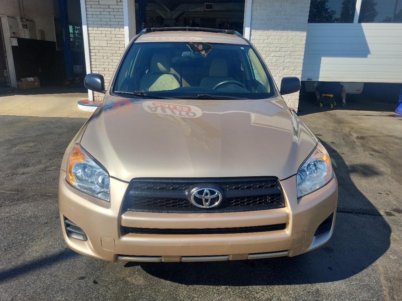 Toyota RAV4 4WD 4dr 4-cyl 4-Spd AT (Natl) 2011