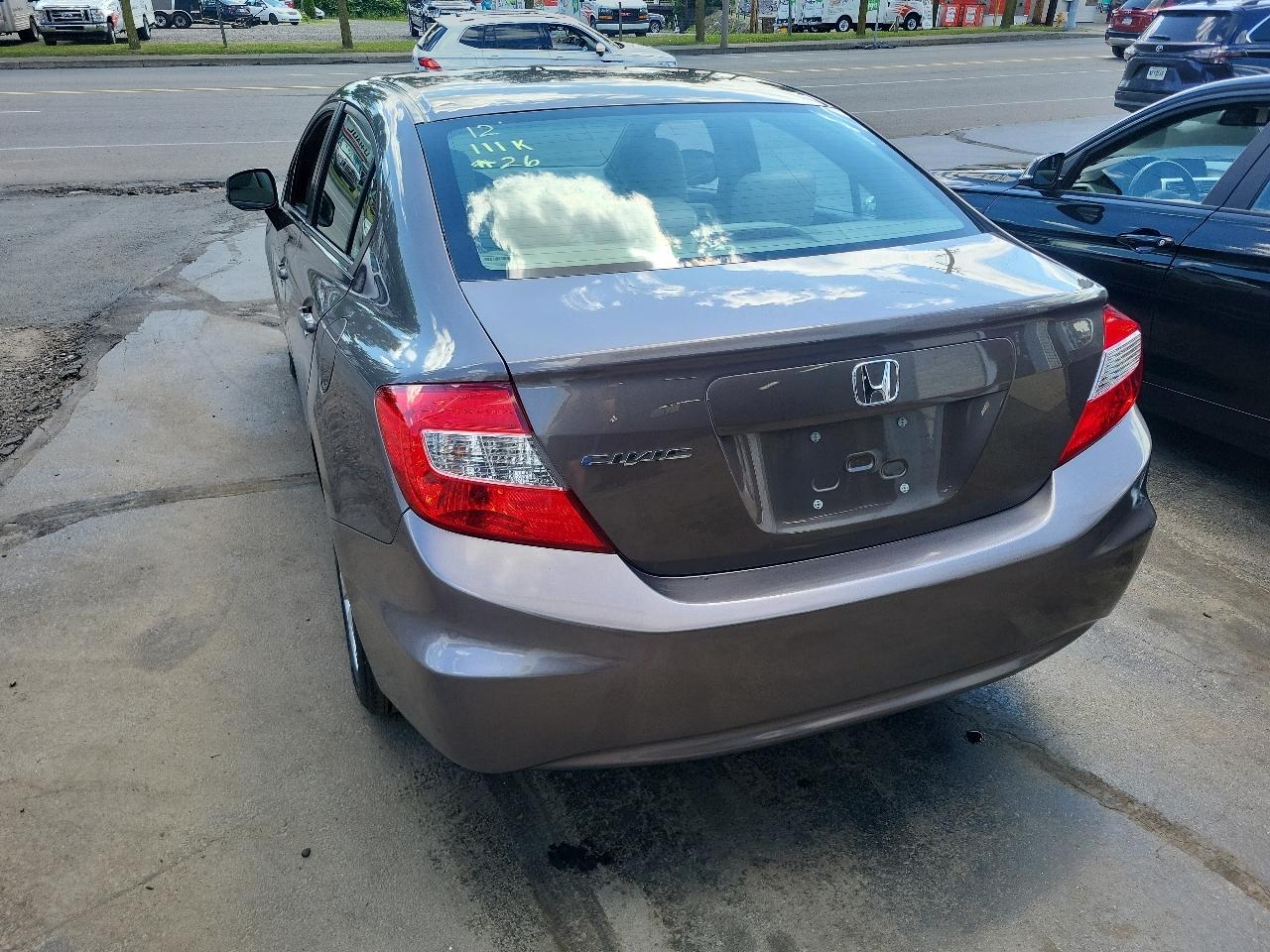 Honda Civic Sdn 4dr Auto LX 2012