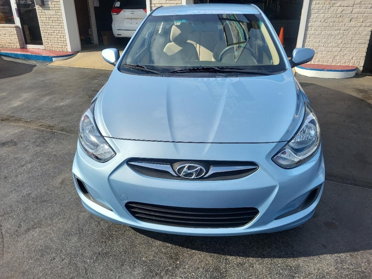 Hyundai Accent 4dr Sdn Auto GLS 2014