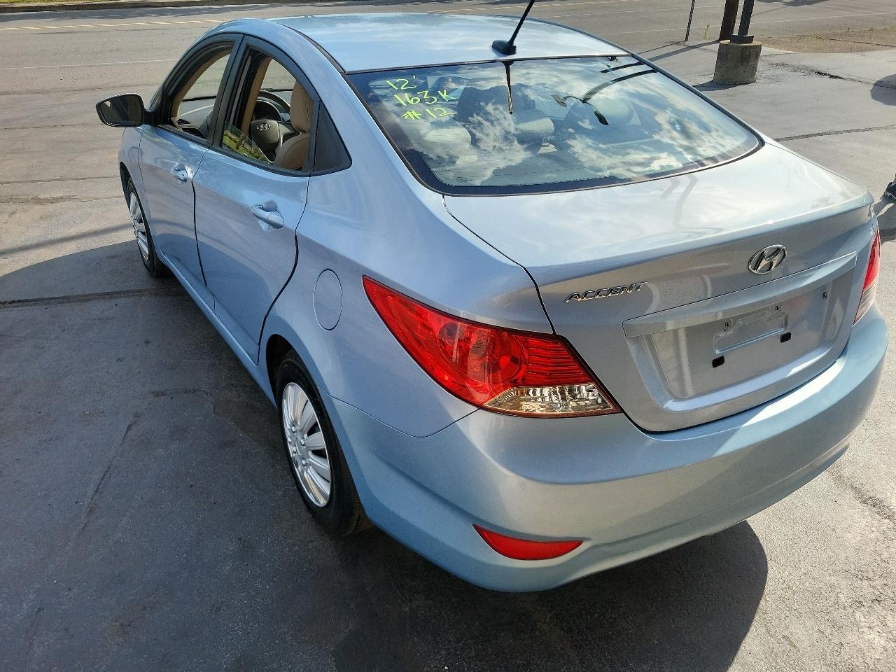 Hyundai Accent 4dr Sdn Auto GLS 2014