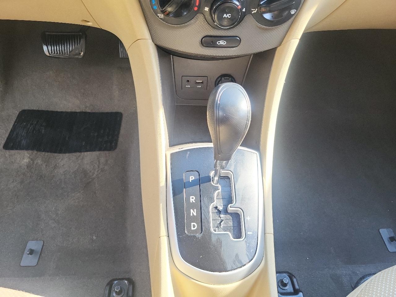 Hyundai Accent 4dr Sdn Auto GLS 2014