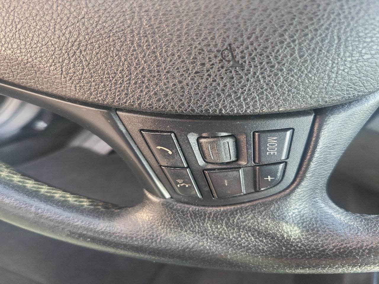 BMW 3 Series 4dr Sdn 320i xDrive AWD 2015