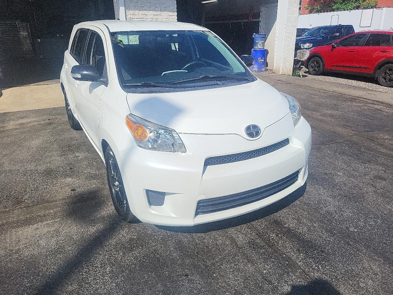 Scion xD 5dr HB Man (Natl) 2012