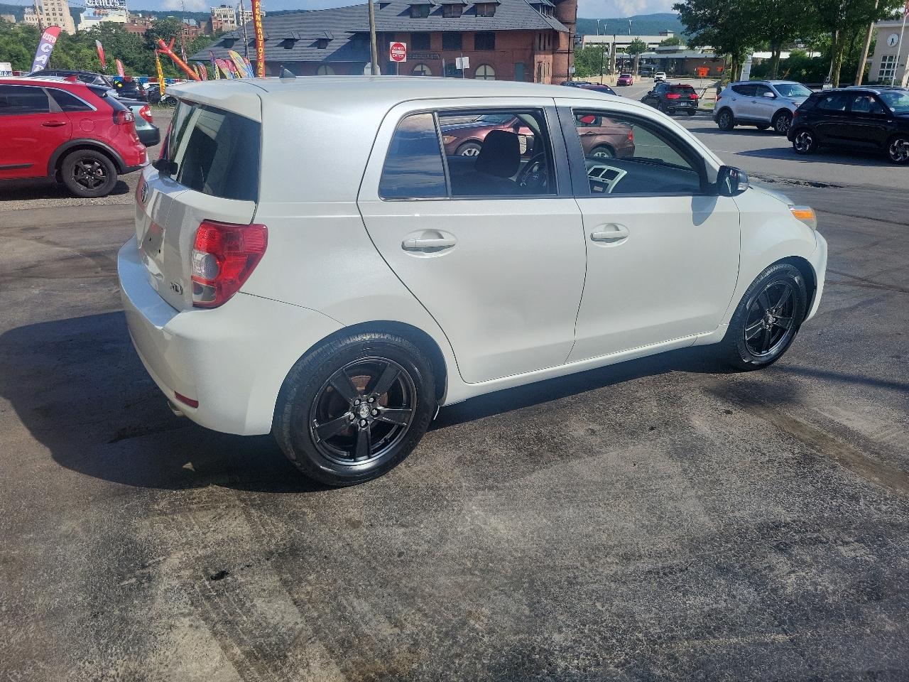 Scion xD 5dr HB Man (Natl) 2012
