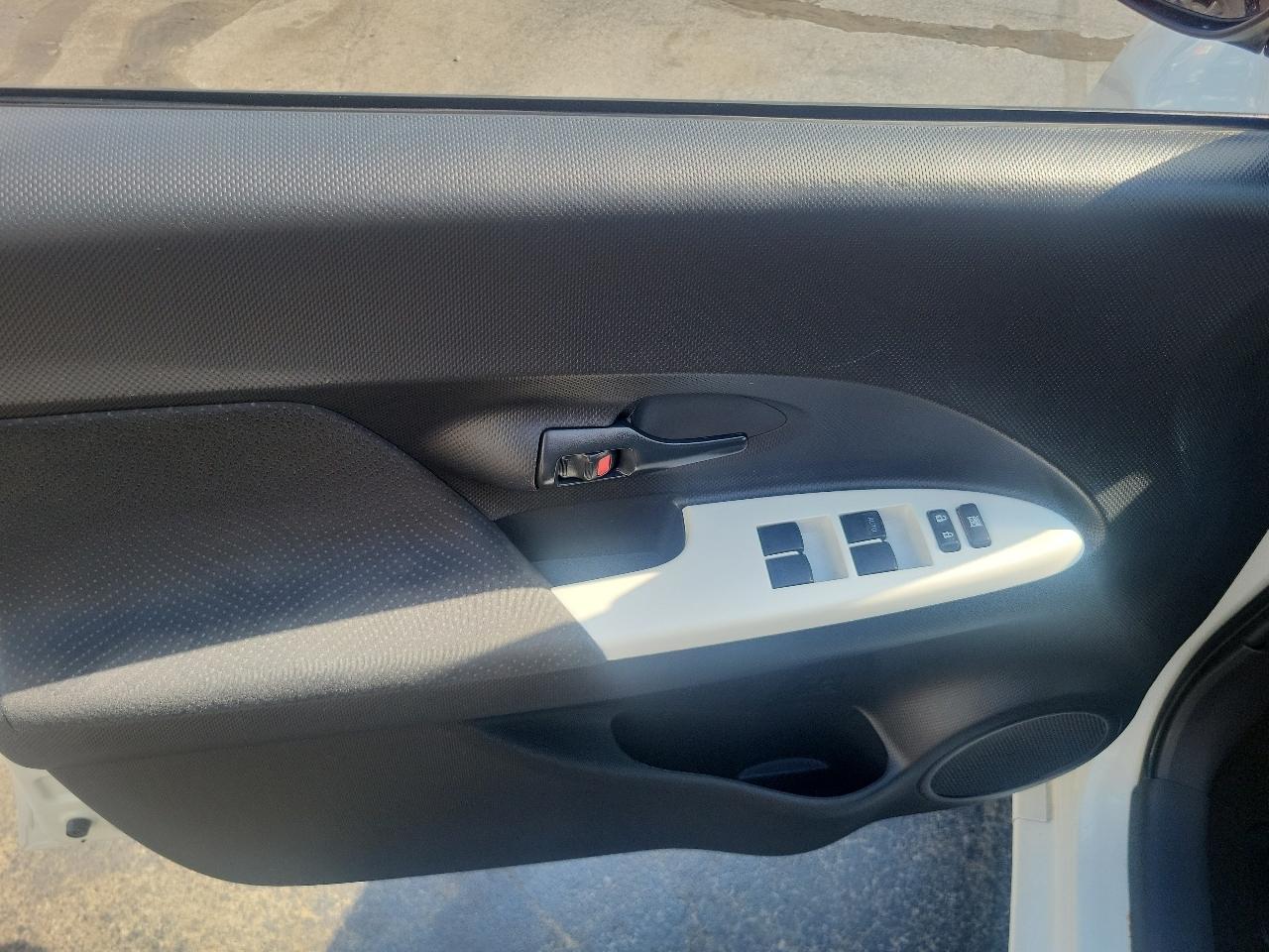 Scion xD 5dr HB Man (Natl) 2012