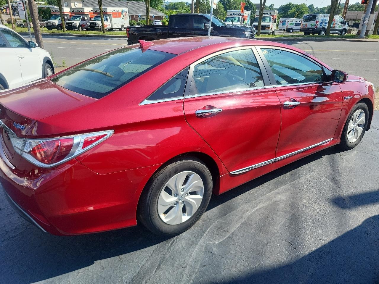 Hyundai Sonata Hybrid 4dr Sdn 2015