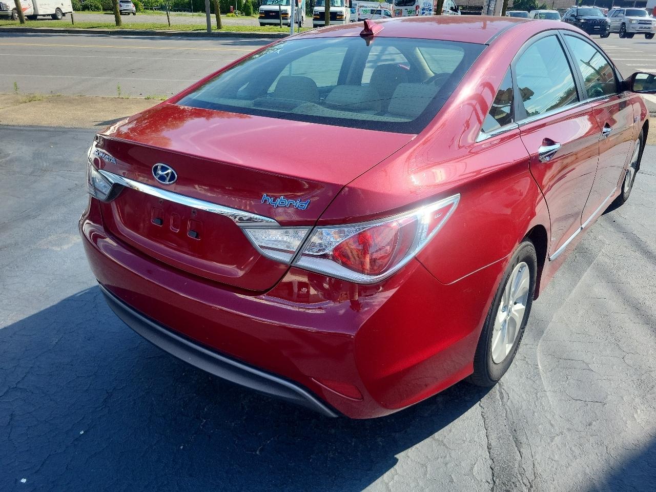 Hyundai Sonata Hybrid 4dr Sdn 2015