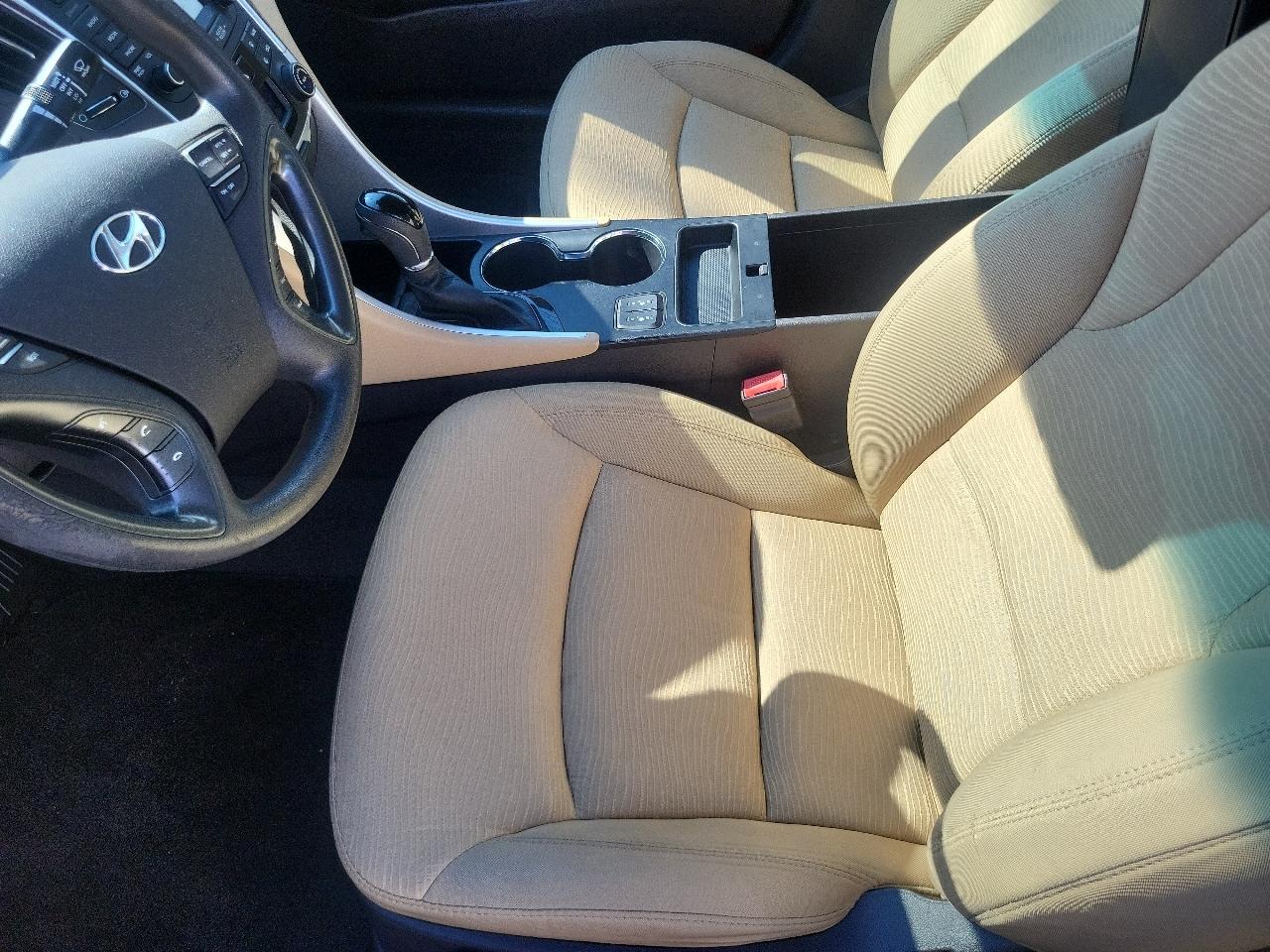 Hyundai Sonata Hybrid 4dr Sdn 2015