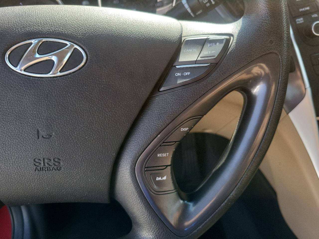 Hyundai Sonata Hybrid 4dr Sdn 2015