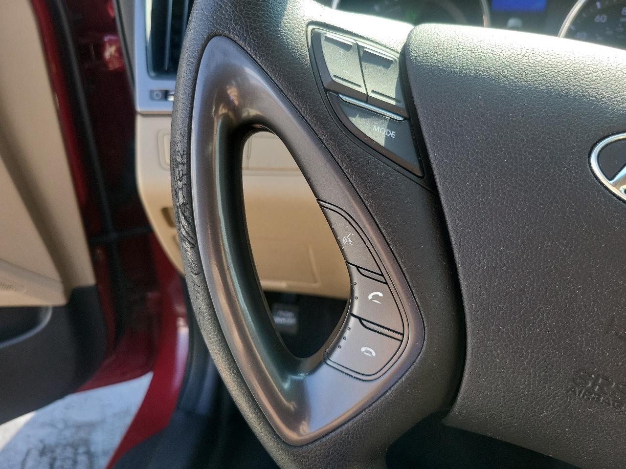 Hyundai Sonata Hybrid 4dr Sdn 2015