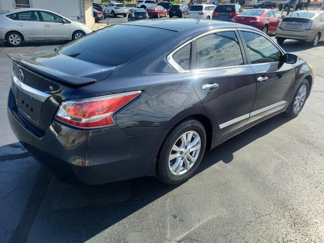 Nissan Altima 4dr Sdn I4 2.5 S 2015