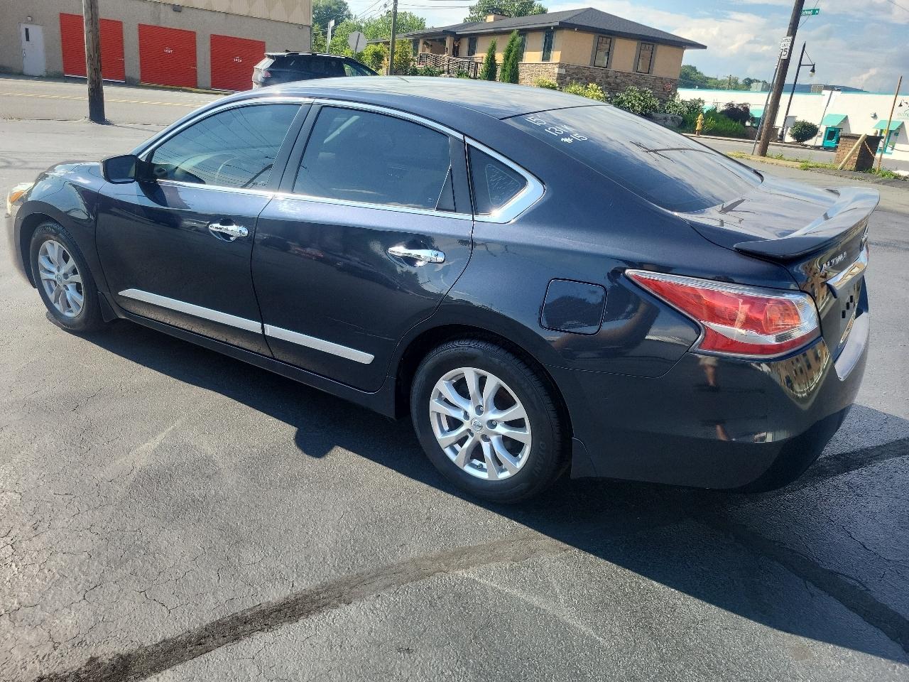 Nissan Altima 4dr Sdn I4 2.5 S 2015