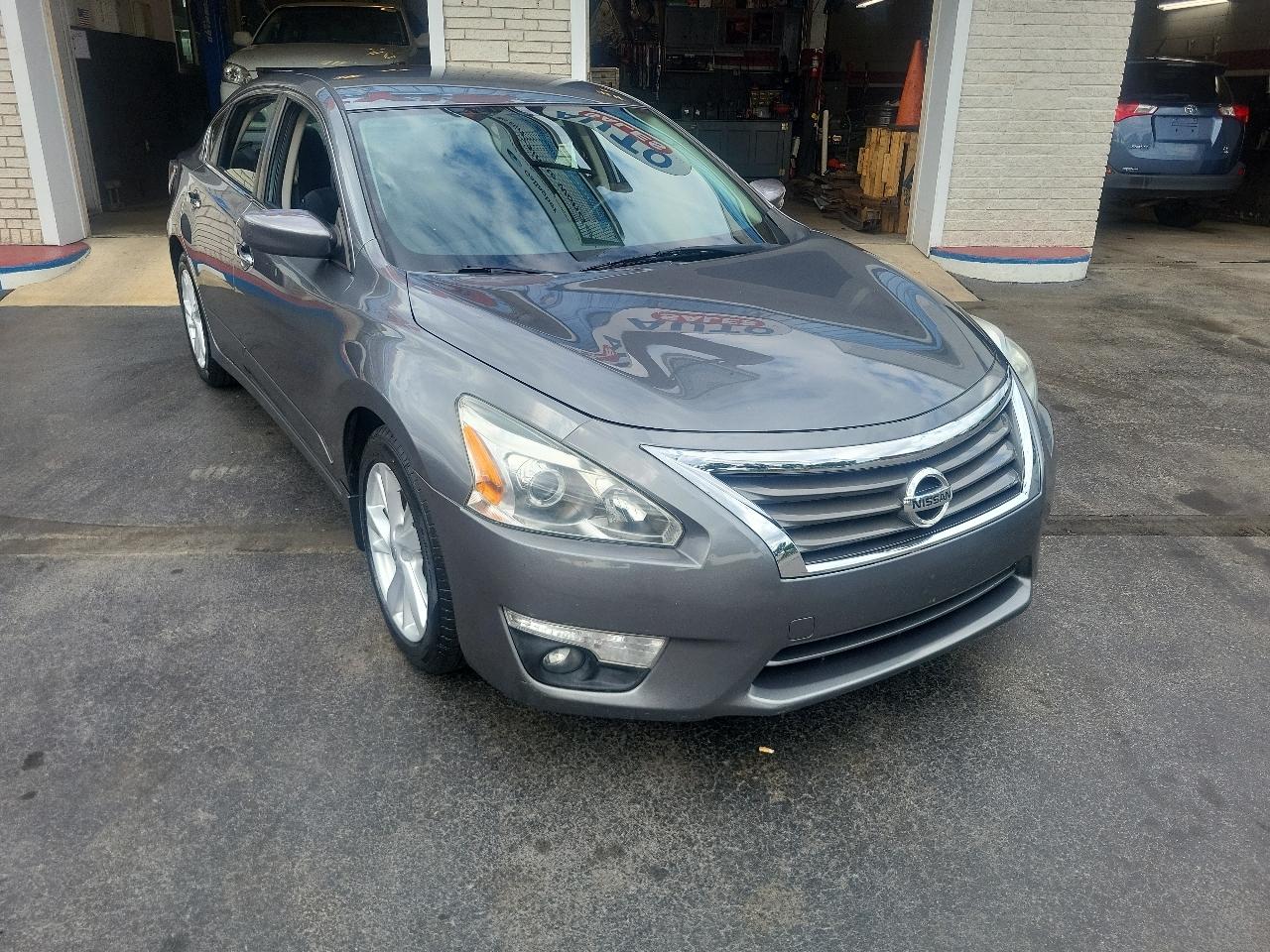 Nissan Altima 4dr Sdn I4 2.5 SV 2015