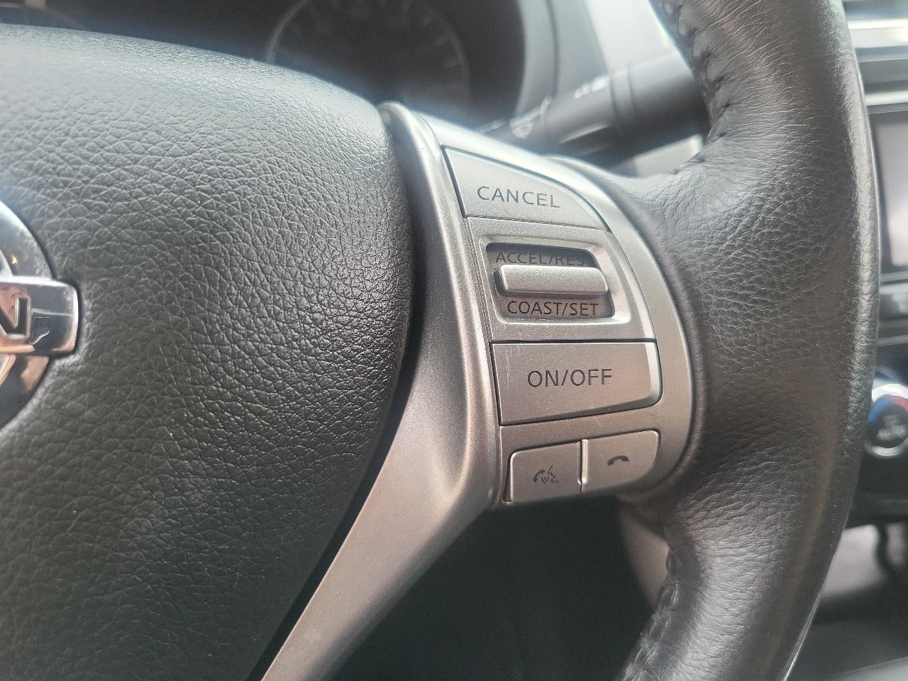 Nissan Altima 4dr Sdn I4 2.5 SV 2015