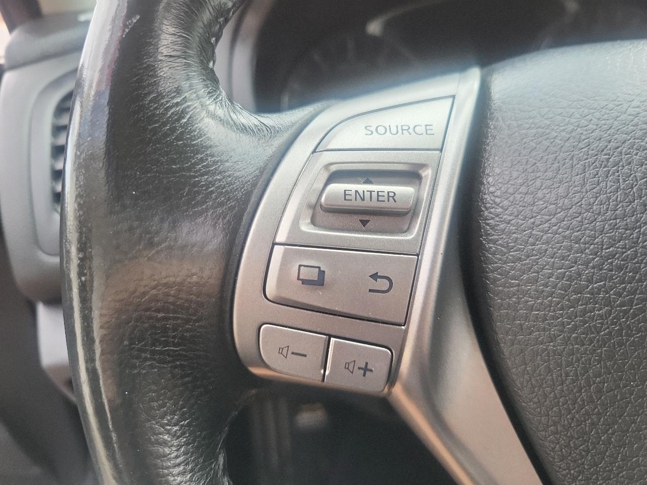 Nissan Altima 4dr Sdn I4 2.5 SV 2015
