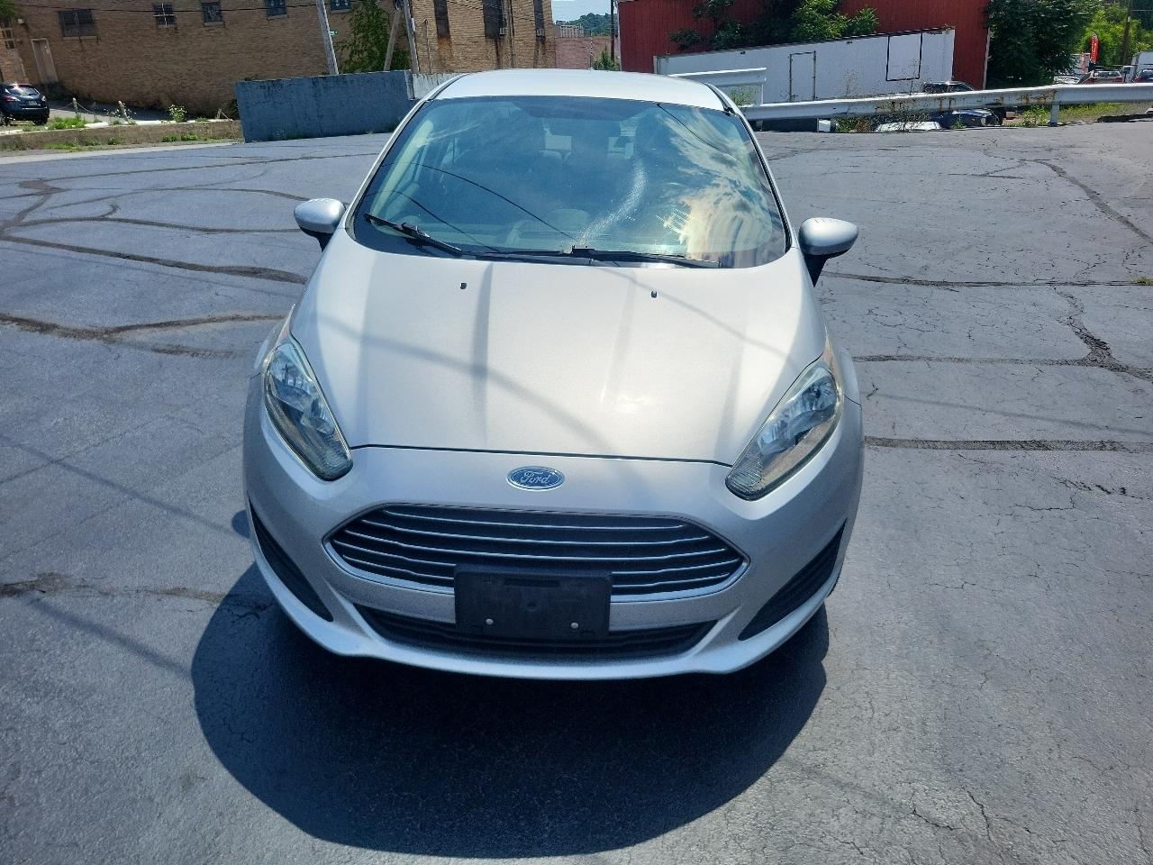Ford Fiesta 4dr Sdn S 2014