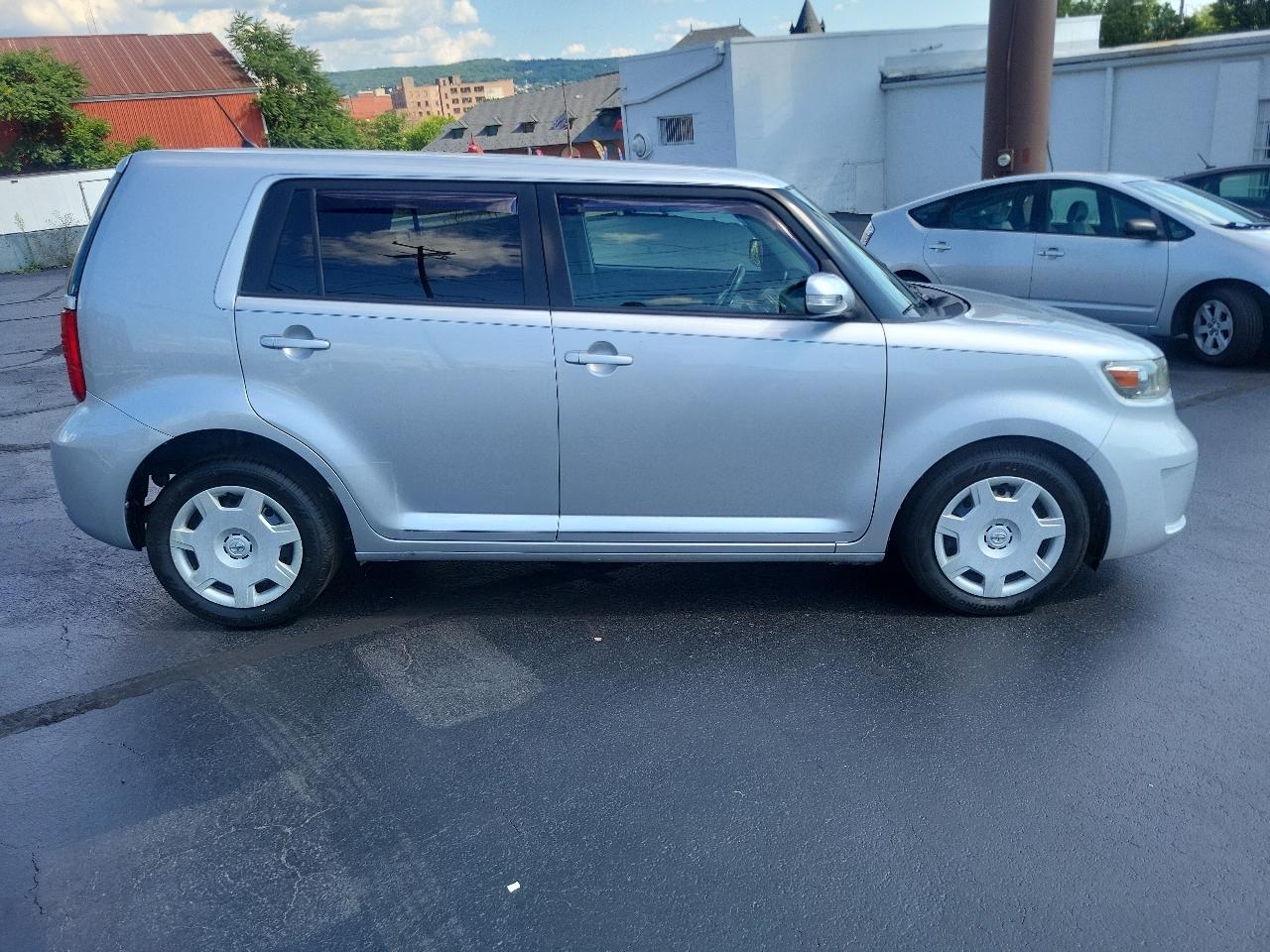 Scion xB 5dr Wgn Man (Natl) 2009