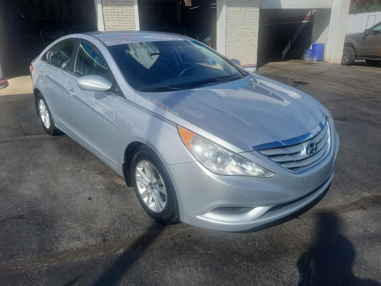 Hyundai Sonata 4dr Sdn 2.4L Auto GLS PZEV 2013