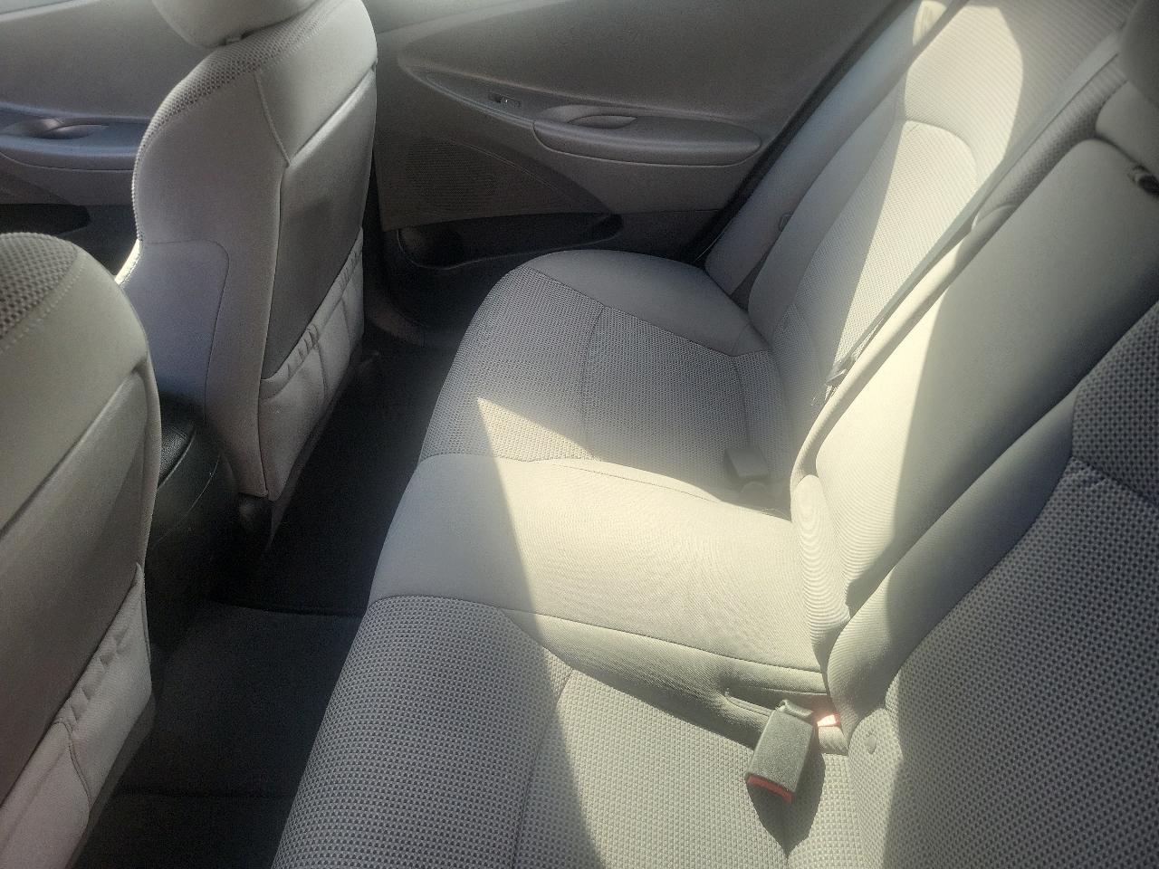 Hyundai Sonata 4dr Sdn 2.4L Auto GLS PZEV 2013