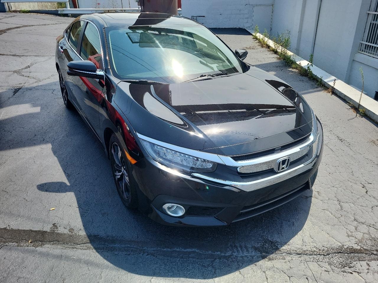 Honda Civic Sedan Touring CVT 2018