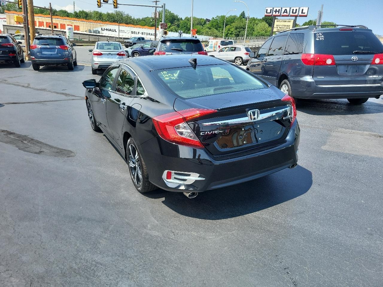 Honda Civic Sedan Touring CVT 2018