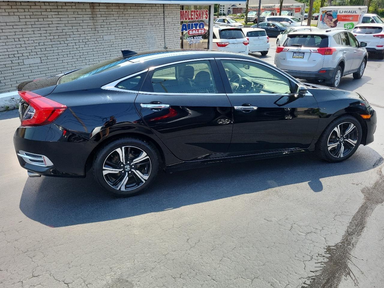 Honda Civic Sedan Touring CVT 2018