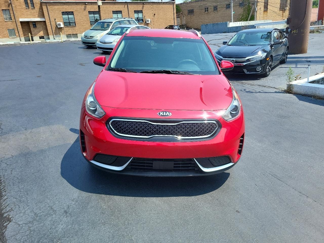 Kia Niro LX FWD 2017
