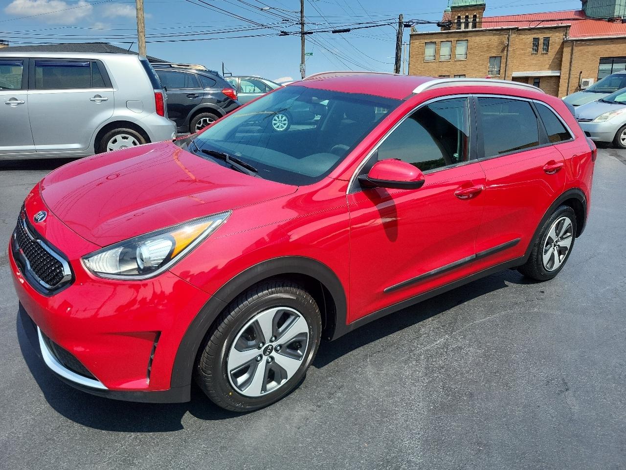 Kia Niro LX FWD 2017