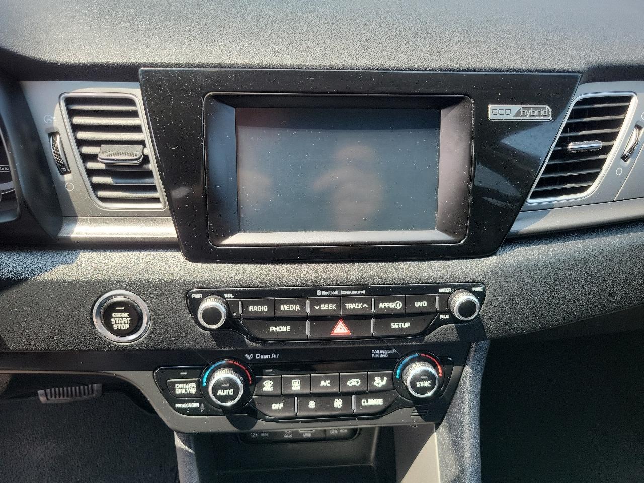 Kia Niro LX FWD 2017