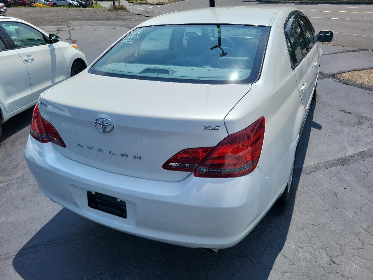 Toyota Avalon 4dr Sdn Touring (Natl) 2008