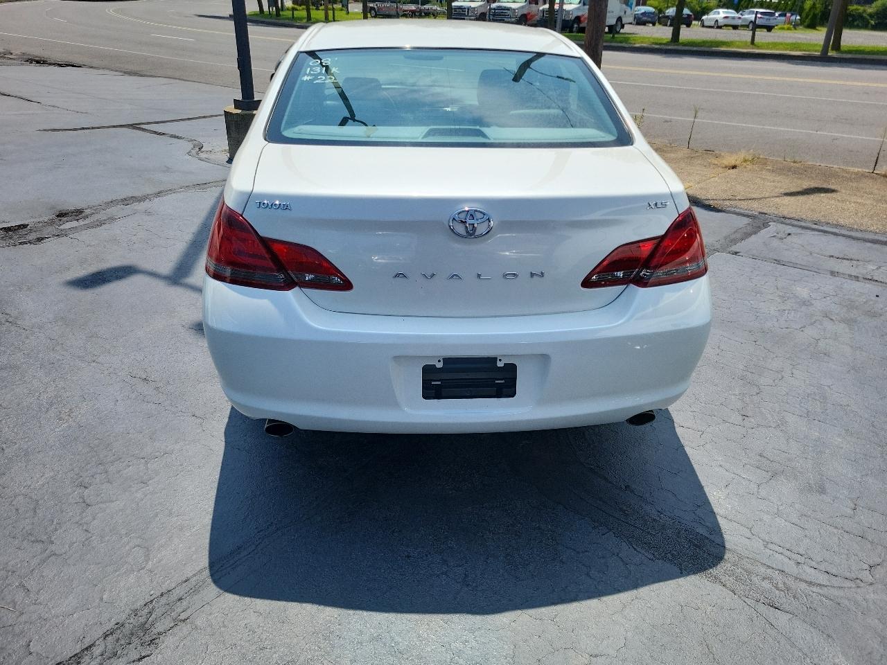 Toyota Avalon 4dr Sdn Touring (Natl) 2008