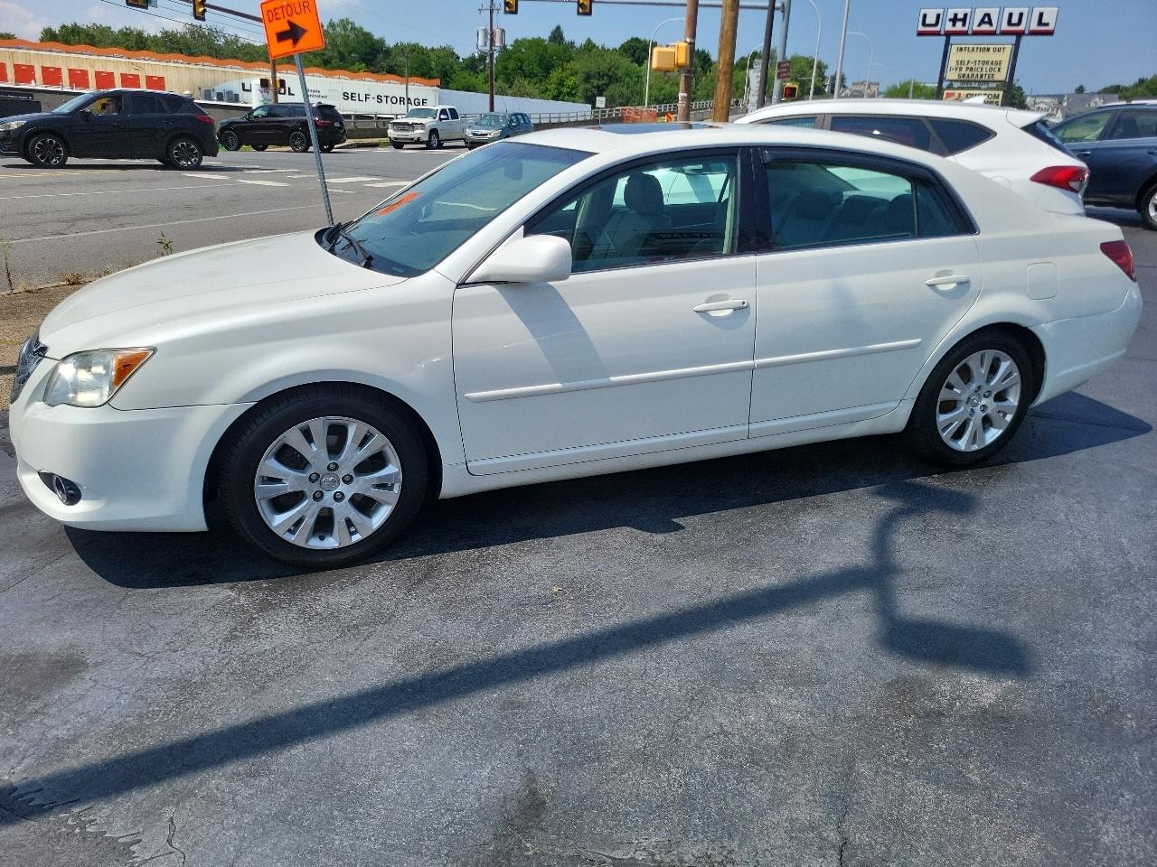 Toyota Avalon 4dr Sdn Touring (Natl) 2008