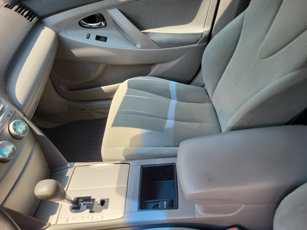 Toyota Camry 4dr Sdn I4 Auto XLE (Natl) 2007