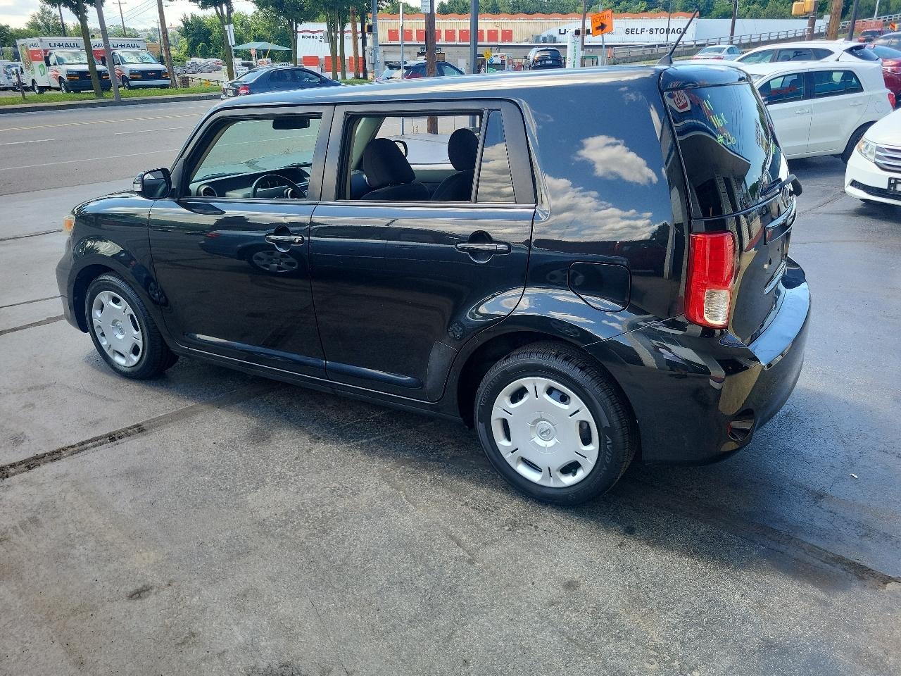 Scion xB 5dr Wgn Man (Natl) 2011