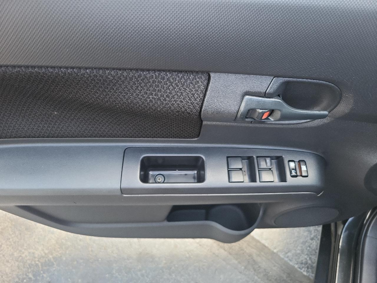 Scion xB 5dr Wgn Man (Natl) 2011