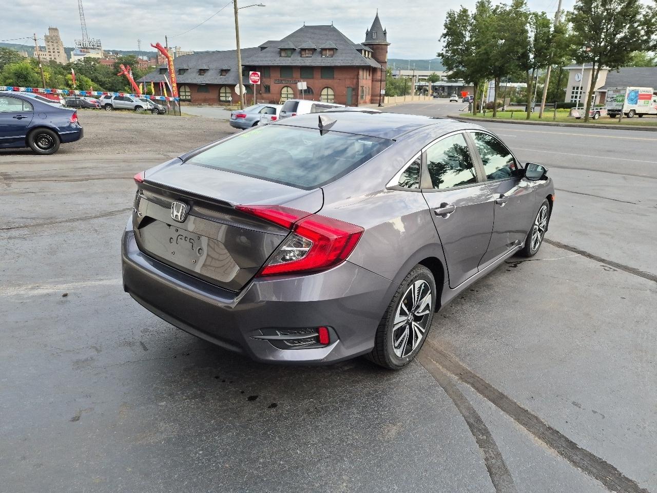 Honda Civic Sedan EX-T CVT 2017
