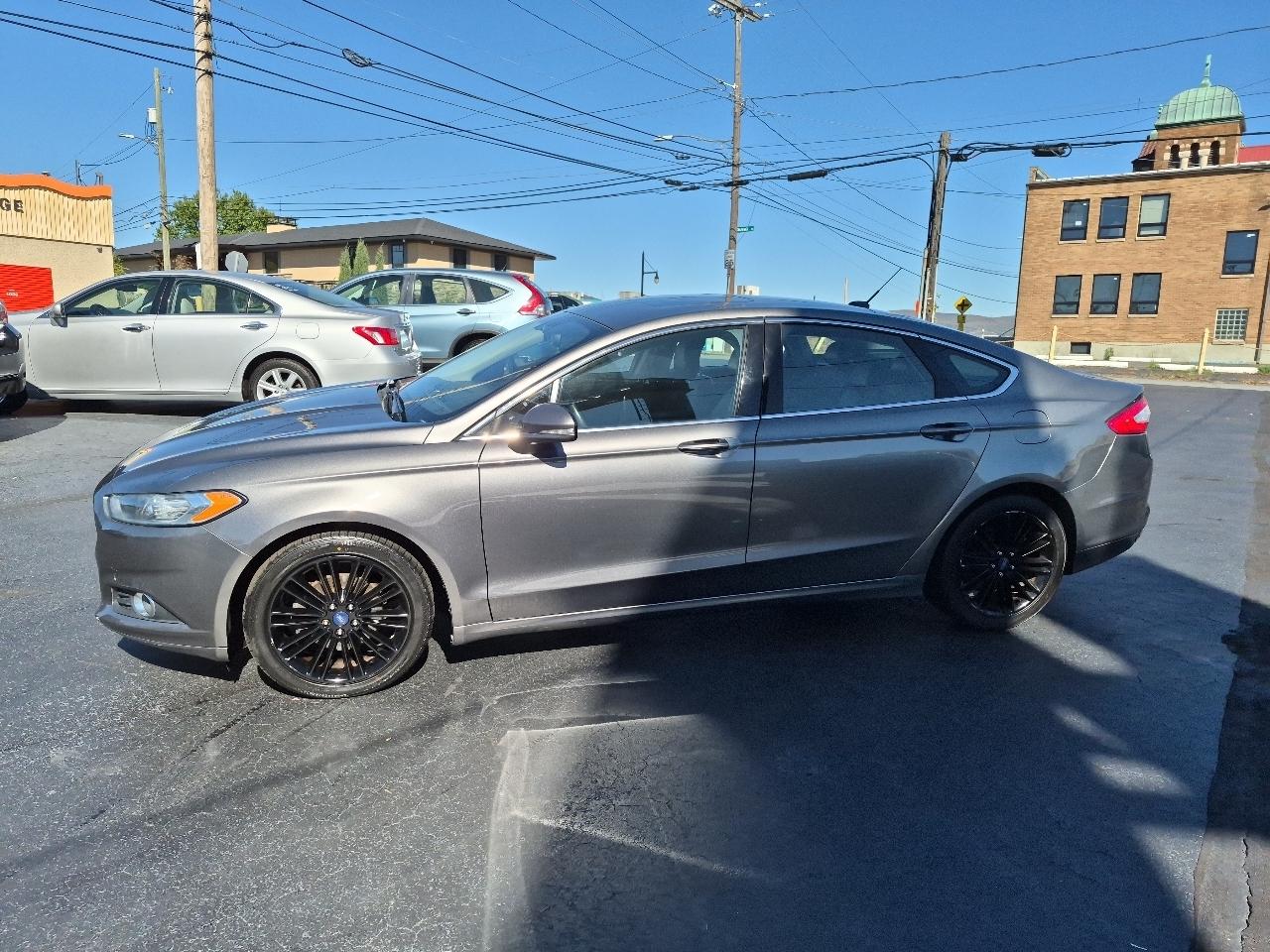 Ford Fusion 4dr Sdn SE FWD 2014