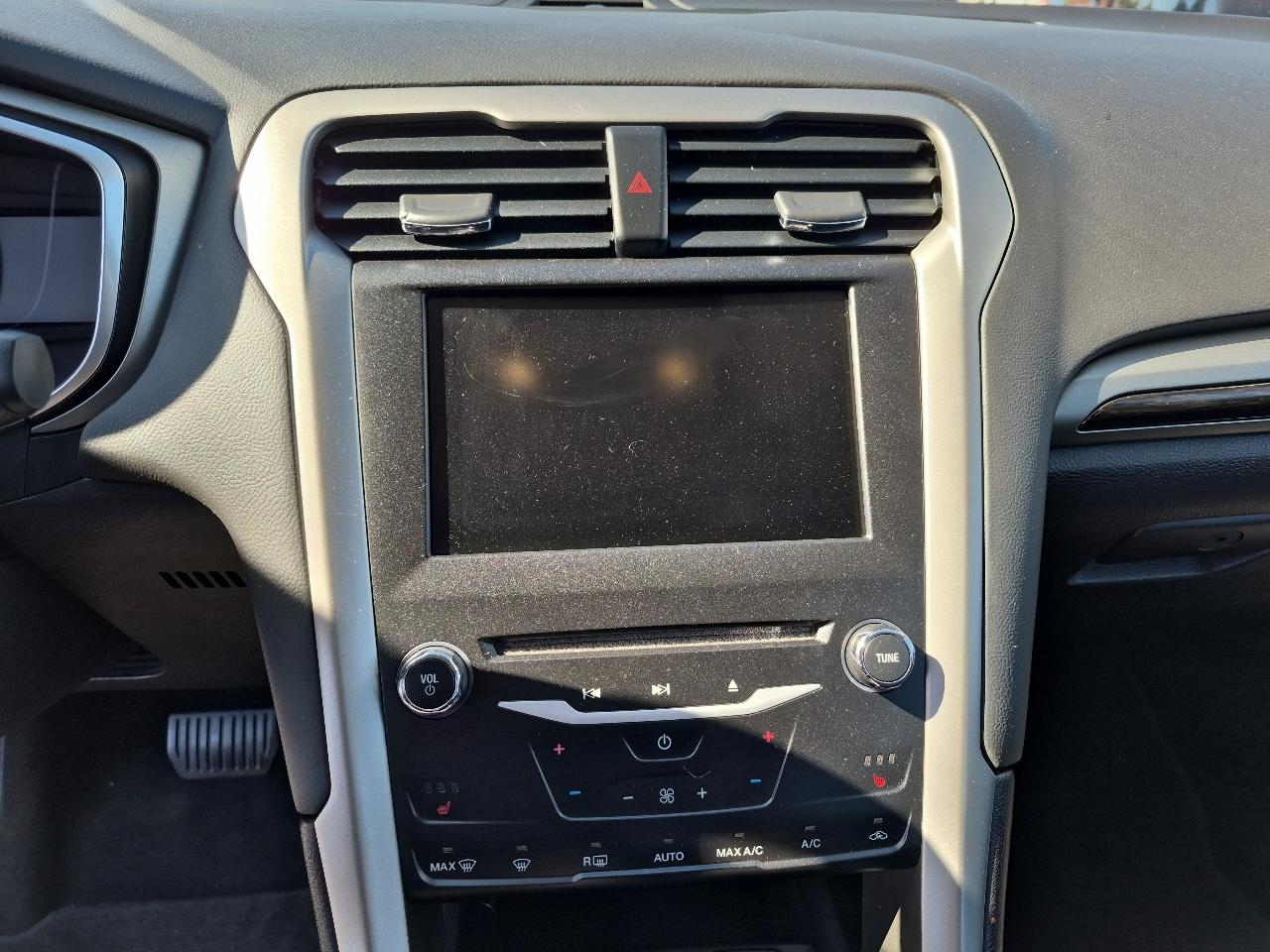 Ford Fusion 4dr Sdn SE FWD 2014