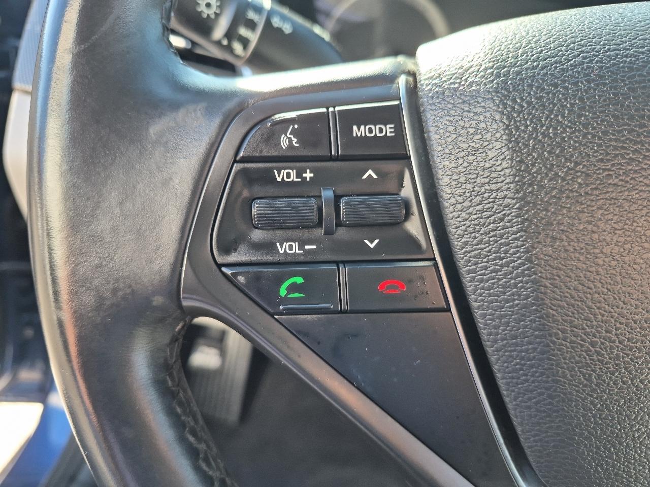 Hyundai Sonata 4dr Sdn 2.4L Sport PZEV 2015