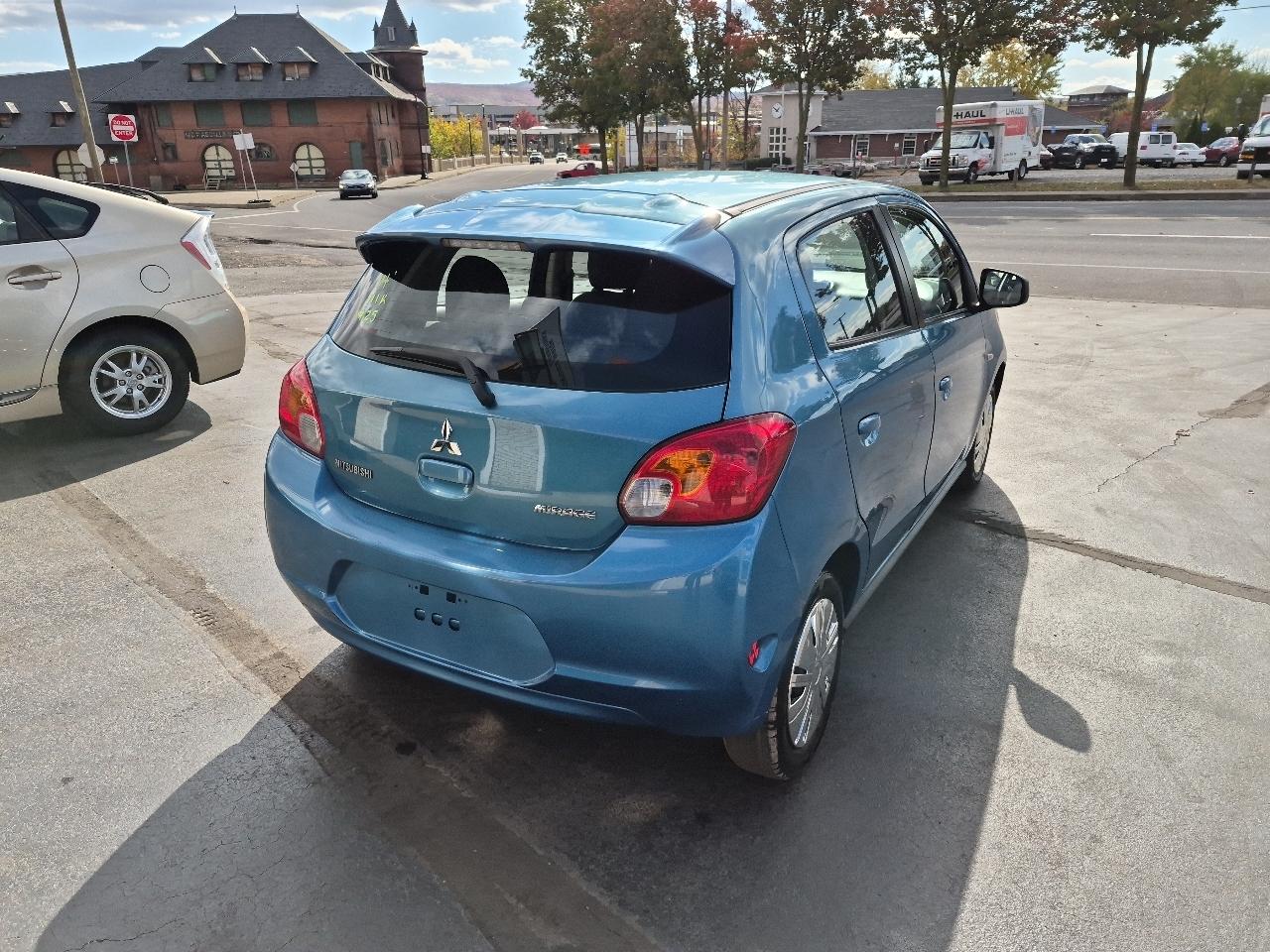 Mitsubishi Mirage 4dr HB Man DE 2014