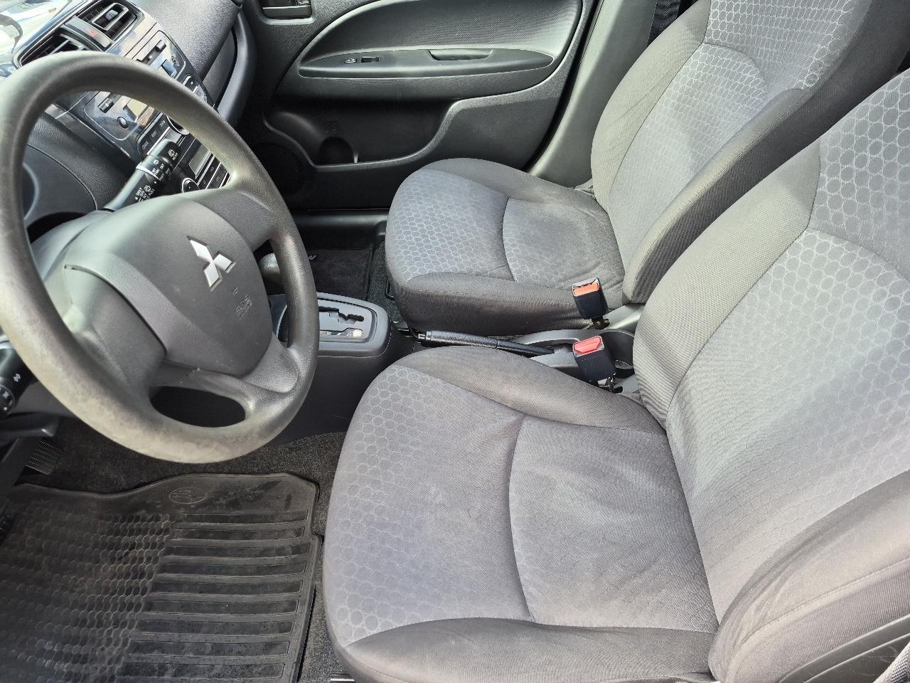 Mitsubishi Mirage 4dr HB Man DE 2014